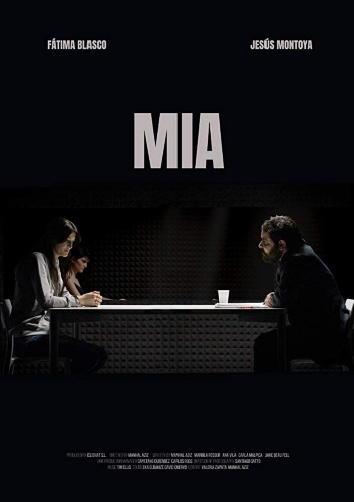 Mia (2019) постер